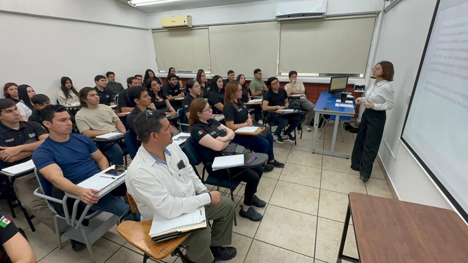 Deseas ingresar a la Unipol, conoce el proceso de preinscripción 2026